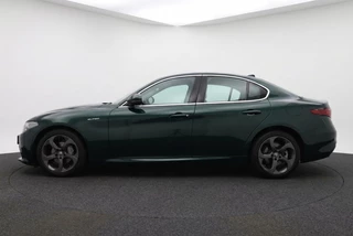 Alfa Romeo Giulia 2.0 Super 200PK Leder l Carplay l Camera l Winterpakket | Memory / 2