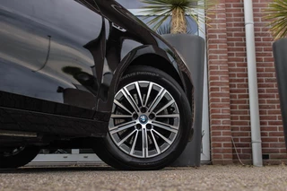 BMW 2-serie Active Tourer 230e xDrive Luxury Line | 1e eigenaar | BTW auto | Driving Assistant | Harman Kardon | 360 camera | Panoramadak | Head-up | M-sportstuur | Keyless entry / 54