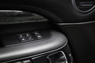 Land Rover Discovery 3.0 Si6 HSE Luxury 7p. | LUXURY PACK | STUURVERWARMING | ACHTERBANKVENTILATIE | MASSAGE | HEAD UP | 360 CAMERA | TREKHAAK / 40