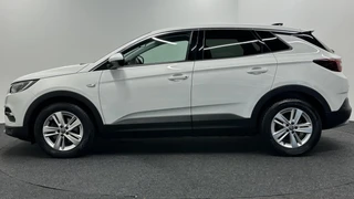 Opel Grandland X 1.2 Turbo Business Executive CAMERA TREKHAAK CARPLAY LM NAVI ECC CRUISE. / 9