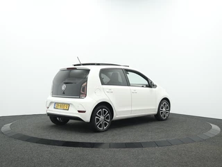 Volkswagen up! 1.0 BMT high-up! Panoramadak | Stoelverwarming | Climate control / 2