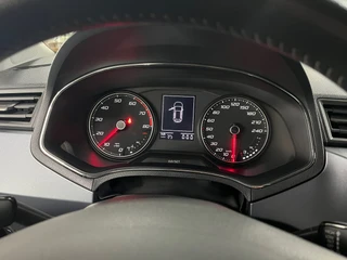 Seat Arona 1.0 TSI Xcellence Launch Edition / Navi /Apple Carplay / 20