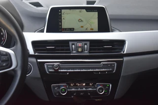 BMW X1 sDrive20i High Executive / 17