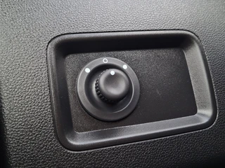 Dacia Duster 1.2 TCe 126pk Comfort Airco Cruise Trekhaak Hoge instap / 23