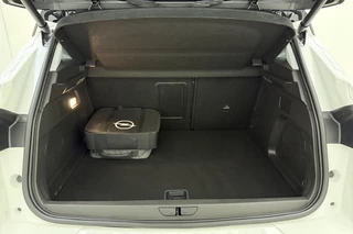 Opel Grandland 1.6 Turbo Plug-In Hybrid 300PK 4x4 GSe | Adaptive Cruise Control | 360° Camera | Stoelverwarming | Elektrische achterklep | Alcantara Bekleding | Camera | 19'' LM Velgen / 4