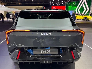 Kia EV4 GT AWD 81.4 kWh Launch control | Elektronisch adaptief onderstel met road-preview | 20' lichtmetalen GT-velgen | NIEUW TE BESTELLEN / 6
