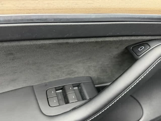 Tesla Model 3 Standard RWD Plus 60 kWh SOH 94,1% FabrieksGarantie | Warmtepomp | Panoramadak / 25