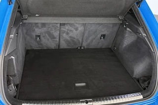 Audi Q3 45 TFSI e S Line / 12