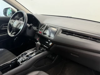 Honda HR-V 1.5 i-VTEC Executive  Panoramadak Full-led Navigatie / 5