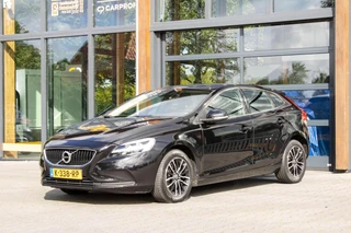Volvo V40 2.0 T2 Inscription Parkeersensor achter|Bleutooth|Airco / 44