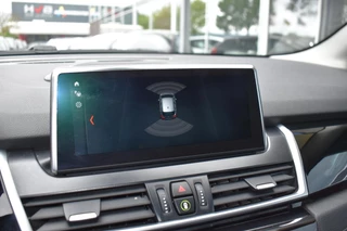 BMW 2-serie Active Tourer 220i HIGH EXE M-PAKKET LEDER NAVI / 52