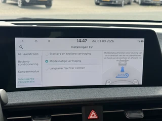 Kia EV6 77.4 kWh  | Afn. Trekhaak | SOH 100% | Half Leder | Adapt. Cruise | Stoel- en stuurverwarming | Apple/Android / 66