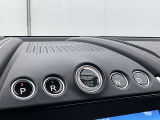 Aston Martin DBX 4.0 V8 360° Memory Stoelverw/koeling Sfeerverl Pano Lightning Silver / 51