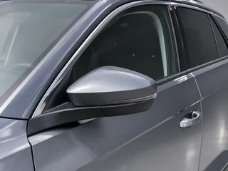 Volkswagen T-Roc 1.0 TSI Style 116 pk  | adaptieve cruise control | navigatie | parkeersensoren | all season banden | climate control / 12