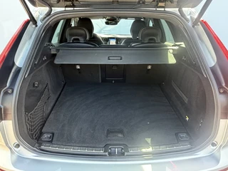 Volvo XC60 2.0 D4 Inscription R-Design Adapt.Cruise Apple Carplay Voll.Onderhouden / 19