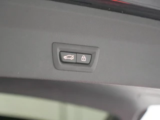BMW X3 xDrive30e M-Sport Panoramadak | Harman Kardon | Elektr. Trekhaak / 40