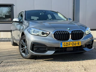 BMW 1-serie 116i / camera / carplay / navigatie skyscraper / 2