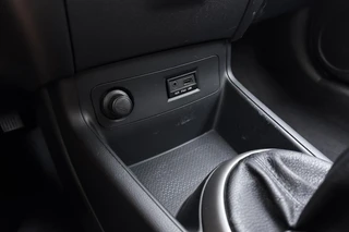 Hyundai i20 1.2i i-Vision / 27
