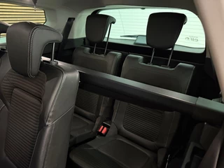 Renault Grand Scenic 1.3 TCe Bose | 7-Pers | Leder/Alcantara | Panorama voorruit | Massage stoel | BOSE Sound | Navigatie | Camera / 43