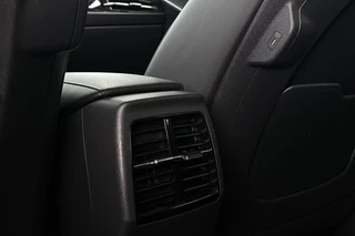 Kia Niro 1.6 GDi Hybrid DynamicPlusLine Elektrische Stoelen Leder Achteruitrijcamera / 34