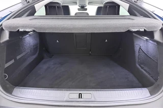 Peugeot 408 1.2 Hybrid 145 e-DCS6 Allure | Apple carplay/Android auto | Climate control | Parkeersensoren achter | achteruitrijcamera | / 4