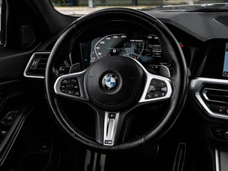 BMW 3-serie Touring M340i xDrive High Executive M Sport B58 | Panoramadak | Laser LED | Driving Assistant Prof | Trekhaak | HUD | Keyless | Memory | Ambianceverlichting | 19" | Dealeronderhouden | incl. BTW / 18