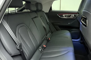 Omoda 5 1.5 T-GDi SHS-H Premium DEMO | Panoramisch Schuif/kanteldak | Keyless | Lederen bekleding | Stoelverwarming | Snel rijden | 7 Jaar fabrieksgarantie / 16