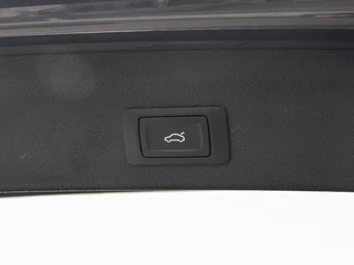 Audi Q3 35 TFSI Advanced | Panoramadak | Matrix LED | Camera | ACC | Virtual Cockpit | Apple CarPlay | Stoel-/stuurverwarming  | Navigatie | 18" | 1e Eig. / 40