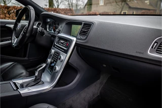 Volvo V60 Cross Country 2.0 T5 Summum  BLIS Memory Sportstoel Trekhaak / 13