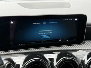 Mercedes-Benz A-Klasse BWJ 2020 180 136 PK Luxury Line AUTOMAAT  TREKHAAK | STOELVERW. | FULL LED | CAMERA | CARPLAY + ANDROID |  NAVI | CLIMA | CRUISE | LMV | PDC / 24