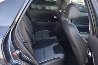 Kia e-Niro DynamicPlusLine 64 kWh|Schuif-kanteldak|Stoelverwarming|Camera|Clima|Cruise|Telefoon / 12