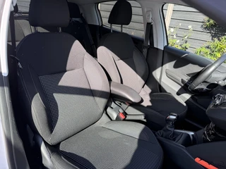 Peugeot 208 Allure 1.2 PureTech 82PK Trekhaak, Navigatie, Parkeersensoren Achter, Climate Control, Cruise Control / 12