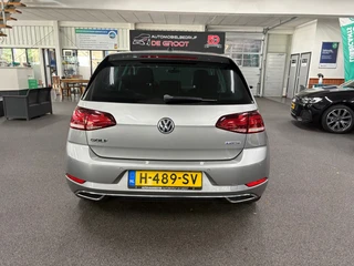 Volkswagen Golf 1.5 TSI Highline/ NL auto/ Pano/ Parkeersensoren / 5
