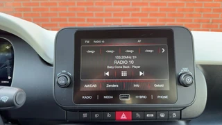 Fiat Panda 1.0 Hybrid Pandina Cross Hoge Zit Carplay LM-Velgen PDC / 19