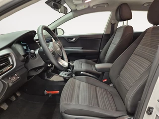 Kia Stonic 1.0 T-GDi MHEV DynamicLine | Cruise Control | Climate Control | Navigatie | Camera | LM Velgen | / 11