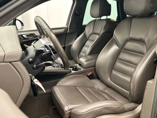 Porsche Macan 3.6 Turbo 400 pk | Bose | Glascoating | Memorie | Camera |Trekhaak | Stoelverwarming | 21 " | / 17