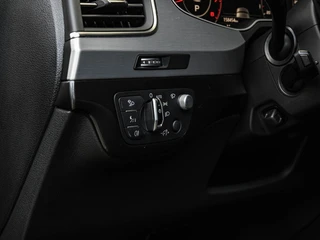 Audi Q7 3.0 TFSI quattro S-Line Panoramadak B&O Advanced Nachtzicht Luchtvering Leder ACC HUD Virtual Cockpit Soft-Close Achterasbesturing Trekhaak 21" / 44