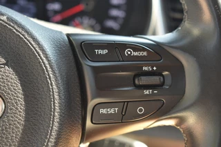 Kia Stonic 1.0 T-GDi DynamicLine 1e Eigenaar | Navigatie | Camera | 12 mnd BOVAG garantie | Whatsapp 06-53188999 / 14