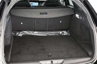 Peugeot e-308 SW GT 54 kWh / 10