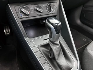 Volkswagen TAIGO 1.5 TSI R-Line Business | Automaat | Adaptive cruise | Parkeersensoren | Panoramadak / 18