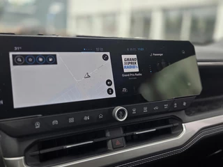 Jeep Compass 1.2 e-Hybrid First Edition | Apple-Android | Schuif-Kanteldak | Massagestoelen / 16