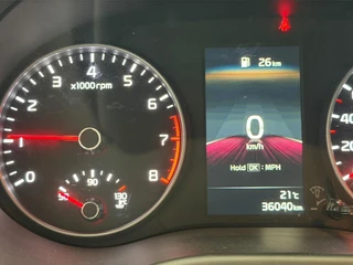 Kia Picanto 1.0 DPi DynamicLine RESTERENDE FABRIEKSGARANTIE T/M 2033 | Apple Carplay / Android Auto | Lichtsensor | Cruise Control | Camera Achter | 14"Lichtmetalen Velgen | Airconditioning / 23