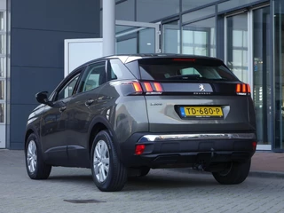 Peugeot 3008 1.2 PureTech Blue Lease Executive | Trekhaak | Navigatie | Climate control | Lichtmetalen velgen | Cruise control | Parkeersensoren achter | Apple carplay/Android auto / 7