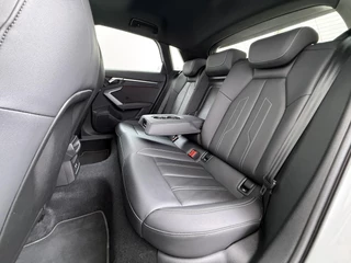 Audi A3 Sportback 45 TFSI e S edition Competition 272pk PHEV| 8.000KM!  | INCL. BTW | 143km RANGE WLTP!! | ADD. CRUISE | PANORAMADAK | FABRIEKSGARANTIE t/m 04-2027| MEGA COMPLETE AUTO| S-LINE BINNEN + BUITEN| LEDER| / 23