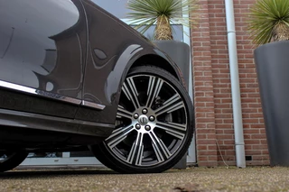 Volvo V90 2.0 B4 Business Pro Inscription| BTW auto | 1e eigenaar | NL auto | 20 inch | Panoramadak | Harman Kardon | BLIS | Stuurverwarming | Stoelverwarming | Head-up | Trekhaak | Cruise control / 46