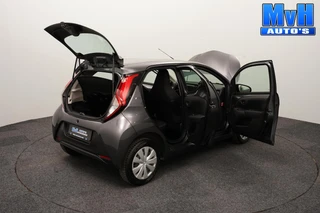 Toyota Aygo 1.0 VVT-i x-fun|AIRCO|BLUETOOTH|ORG.NL|LED|DAB / 37