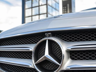 Mercedes-Benz E-klasse 200 AMG Line | Panoramadak | Leder | 360  Camera | Widescreen | LED | Apple CarPlay Android Auto | Memory | 19" | Sfeerverlichting | Dealeronderhouden / 52