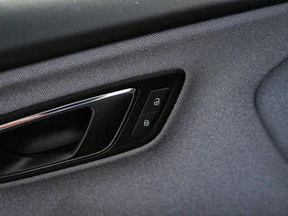 Seat Leon ST 1.0 EcoTSI Style Intense | Carplay | Keyless | Climate control | Cruise control | PDC v+a | Trekhaak / 34