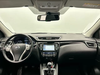 Nissan Qashqai 1.2 N-Connecta | Panoramadak | Navigatie | 360 camera | Stoel Verwarming | Cruise/Control | Climate/Control | / 2