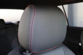 Mercedes GLB 200 d AMG Line / Keyless-Go / Winter-Paket / Multibeam LED / Camera / 37